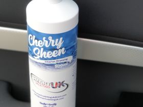 Cherry Sheen plastic and trim dressing 500ml